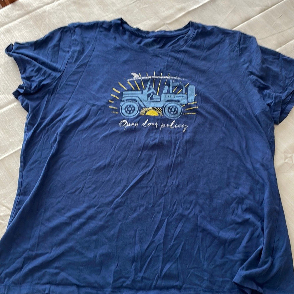 XL Women’s Life is Good Jeep